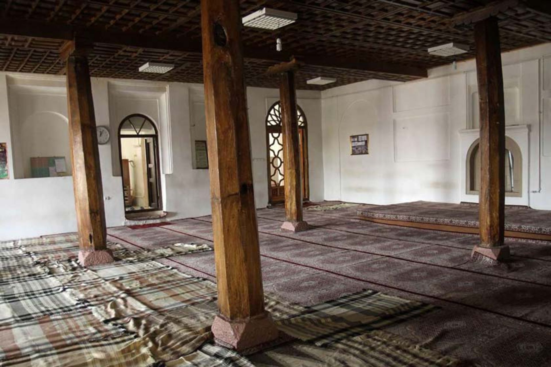 مسجد دو مناره سقز