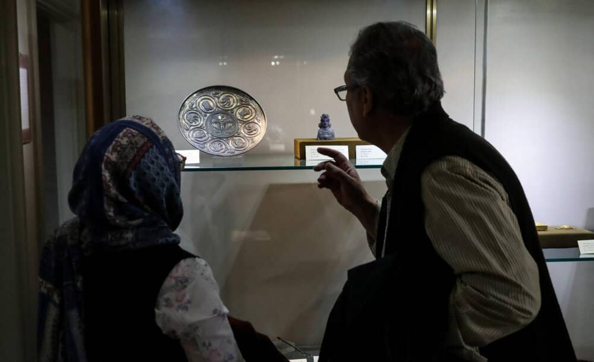 بازدیدکنندگان موزه رضا عباسی