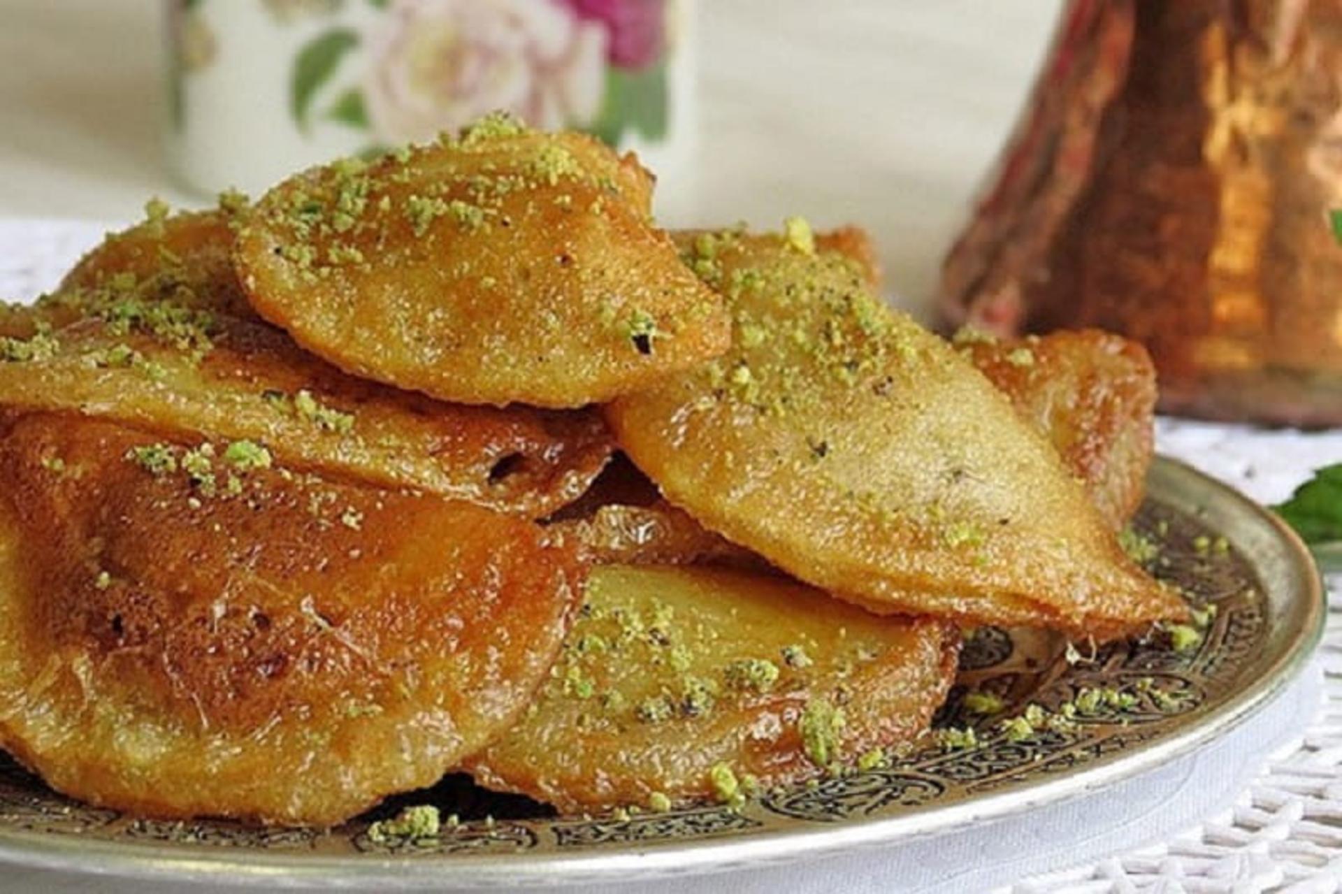 سرو پنکیک باقلوا