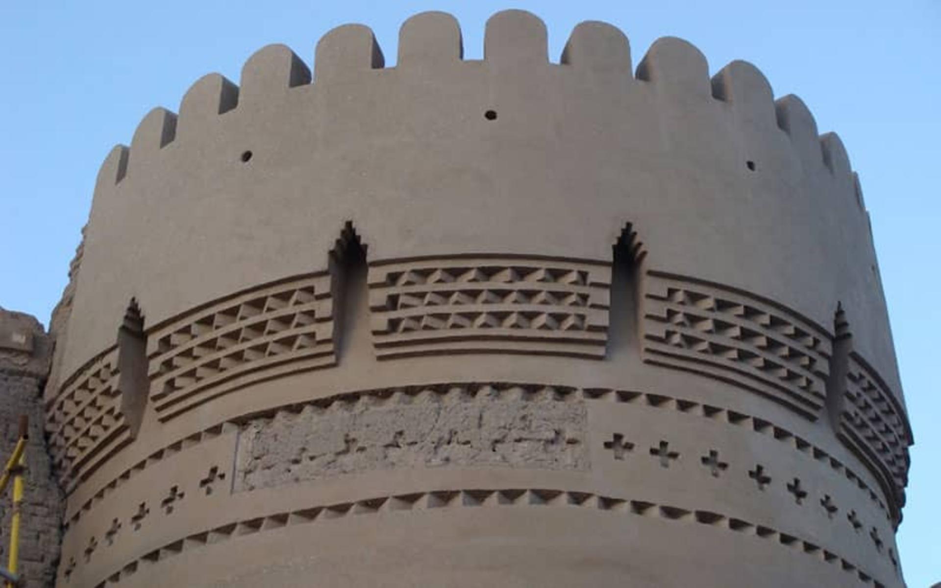 تزیینات برج ارگ بم