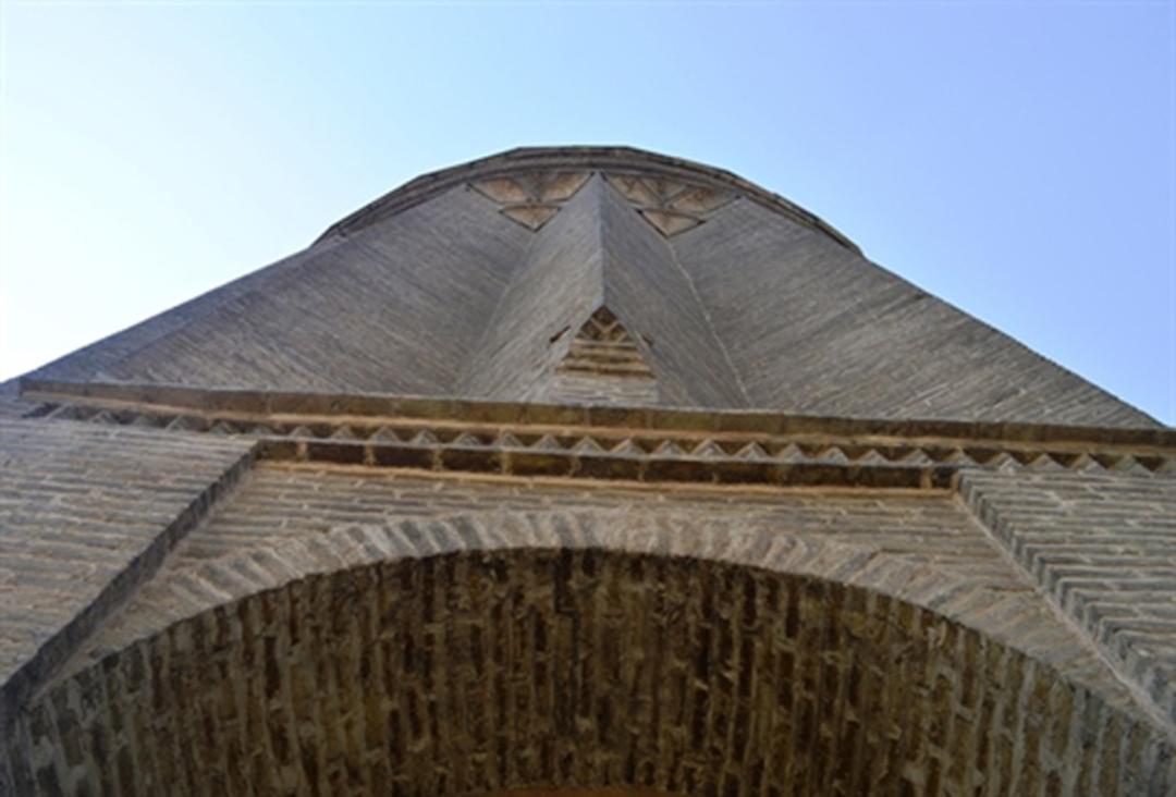 شیر برج طغرل