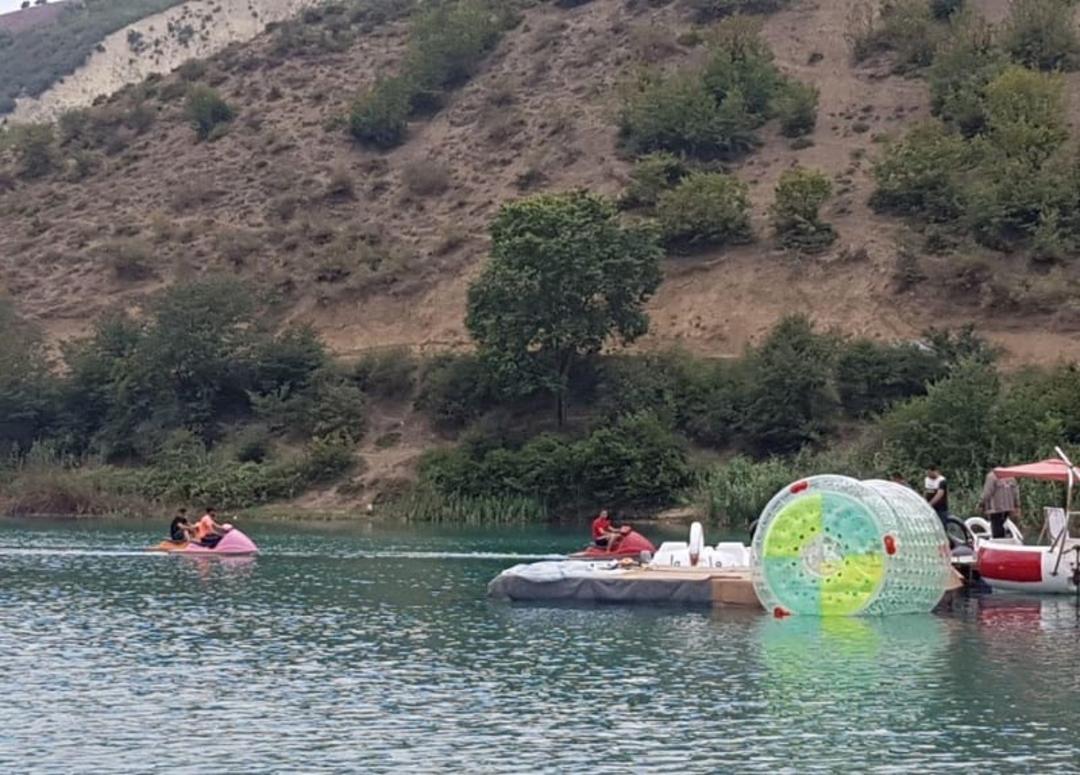 قایق سواری در دریاچه ولشت چالوس