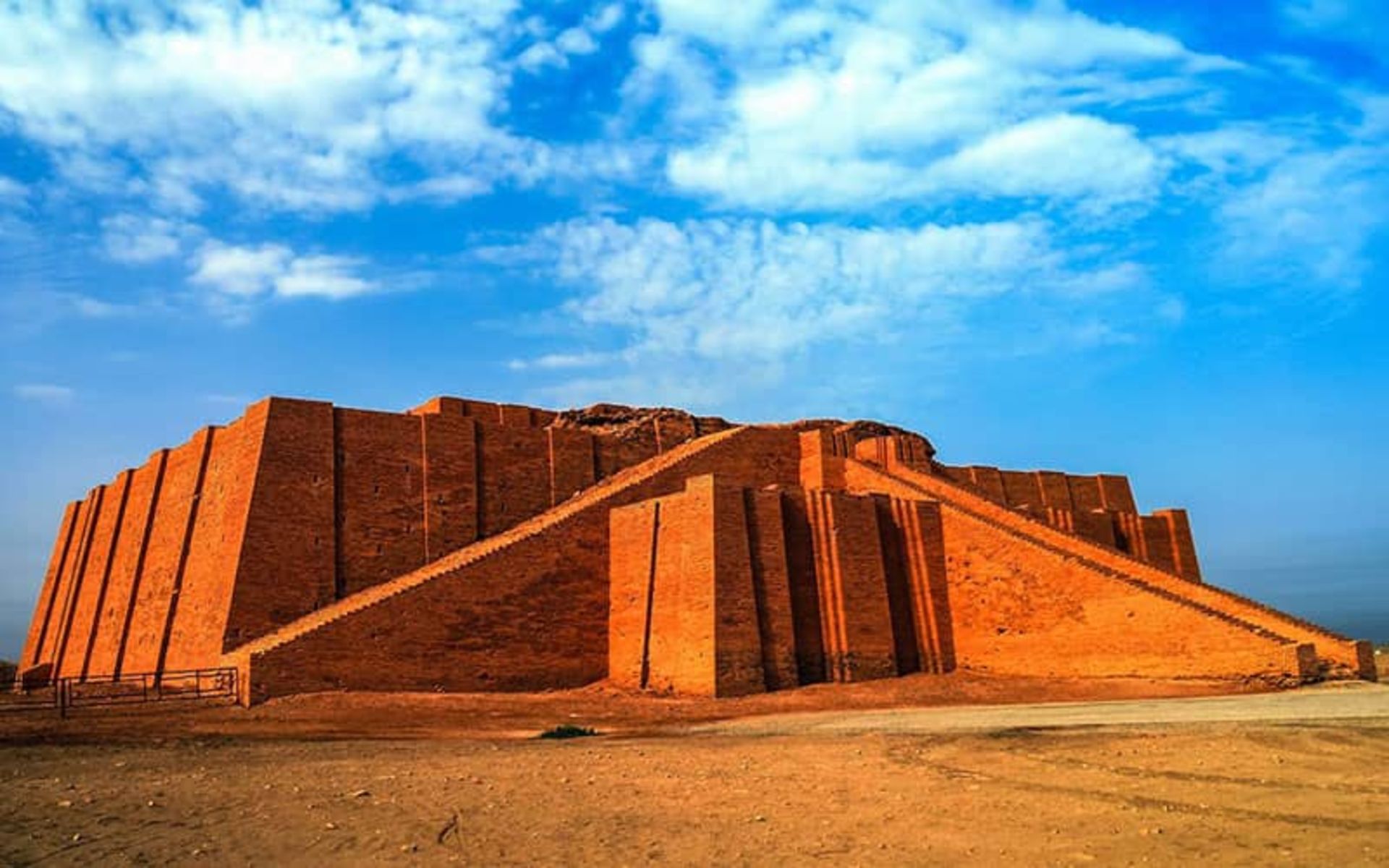 زیگورات اور در عراق
