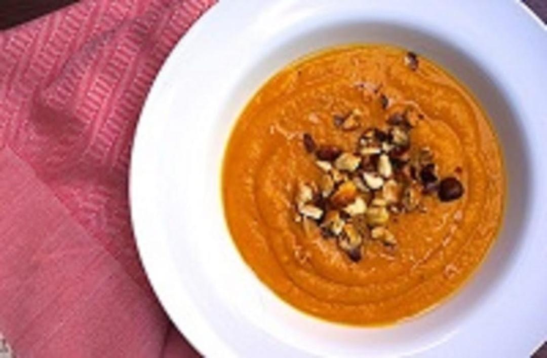 طرز تهیه سوپ فندق و سیب زمینی