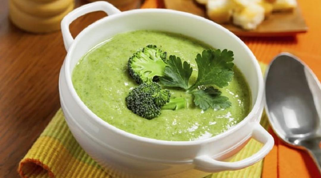 طرز تهیه سوپ بروکلی و سیب
