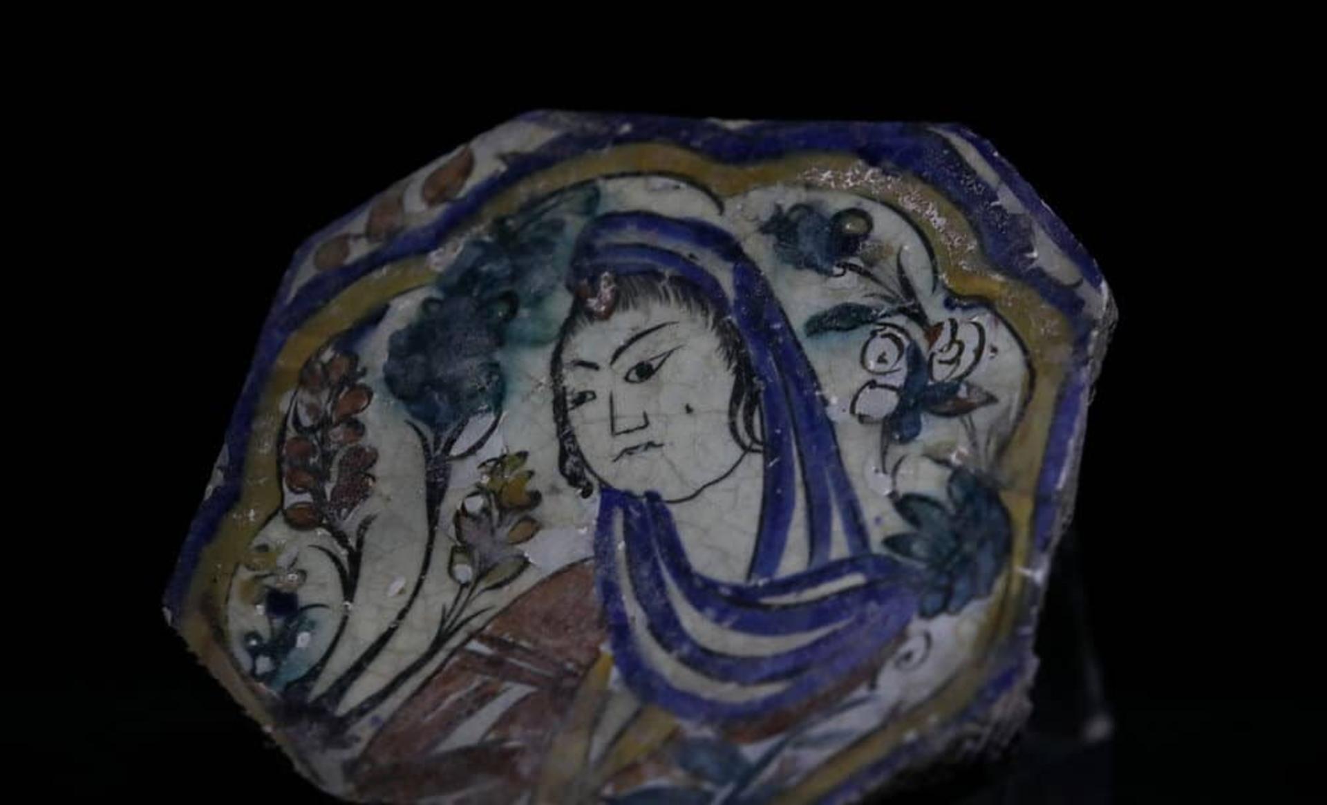 کاشی موزه رضا عباسی