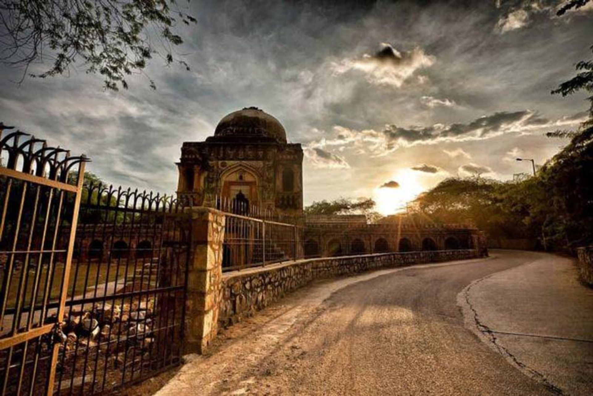 مسجد مدحی 