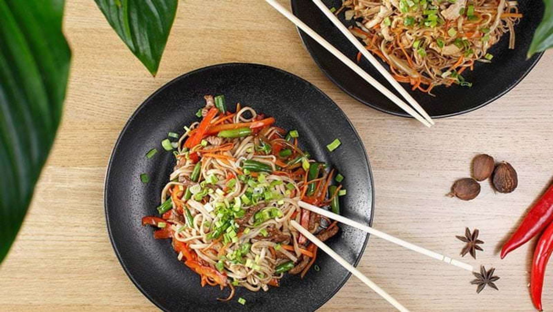 با بهترین غذاهای خیابانی سن پترزبورگ آشنا شوید