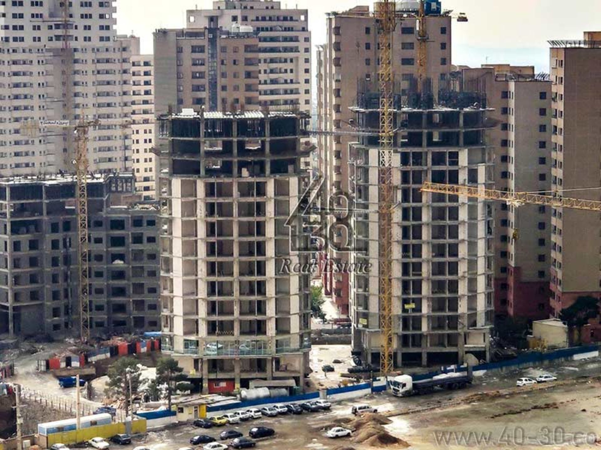 برج لوکس تریتیوم