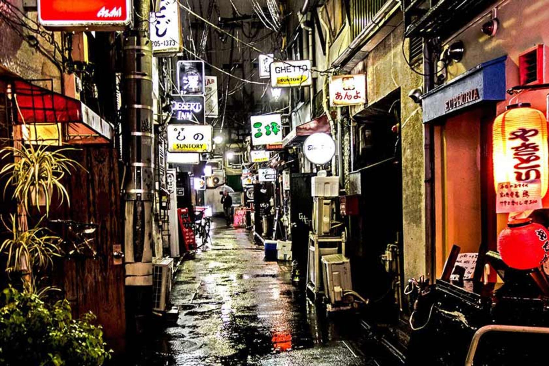 محله گلدن گای شینجوکو