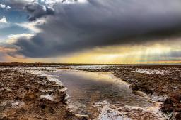 دریاچه نمک خور و بیابانک