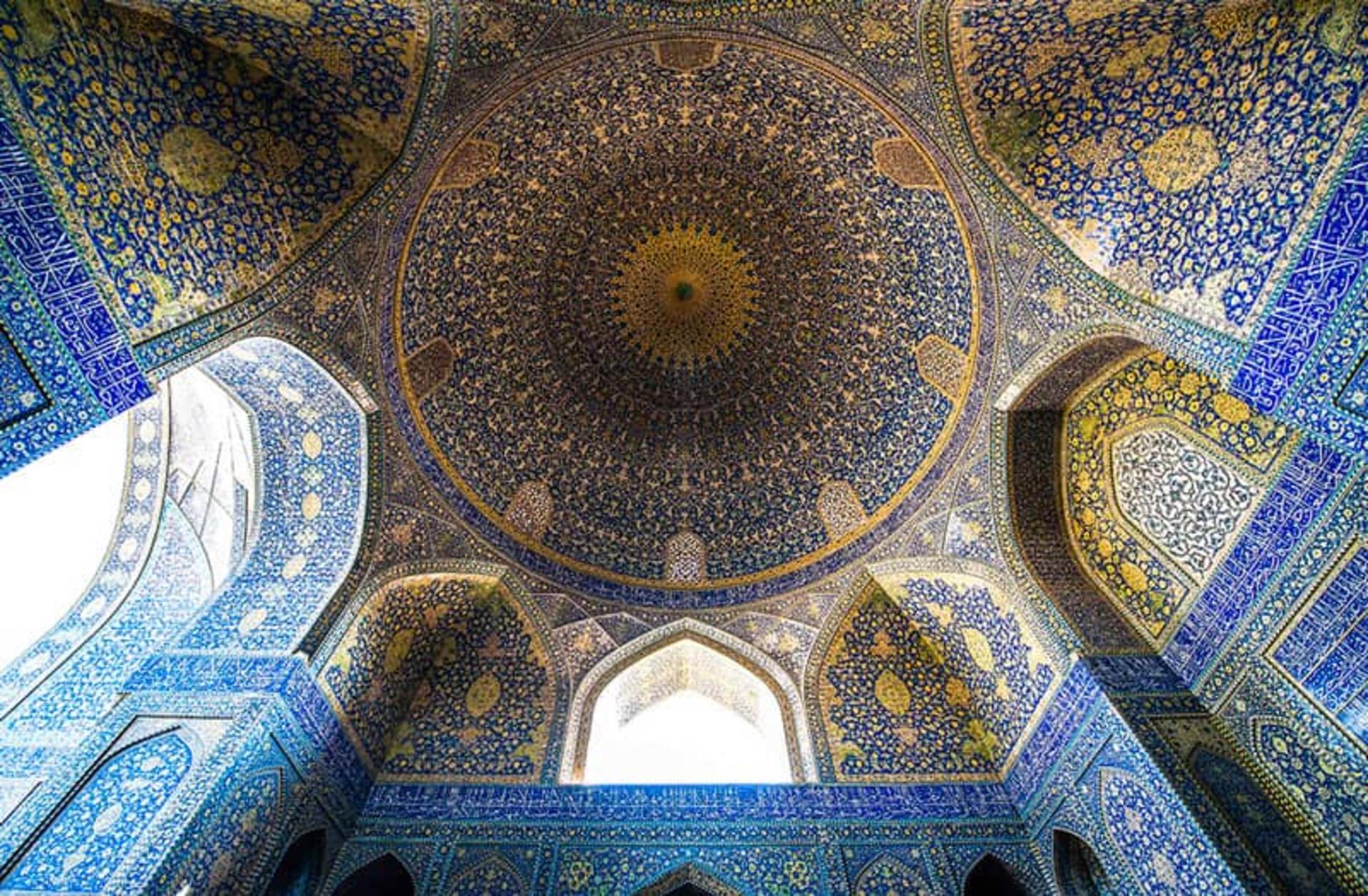 میدان نقش جهان اصفهان و بناهای باشکوه اصفهان