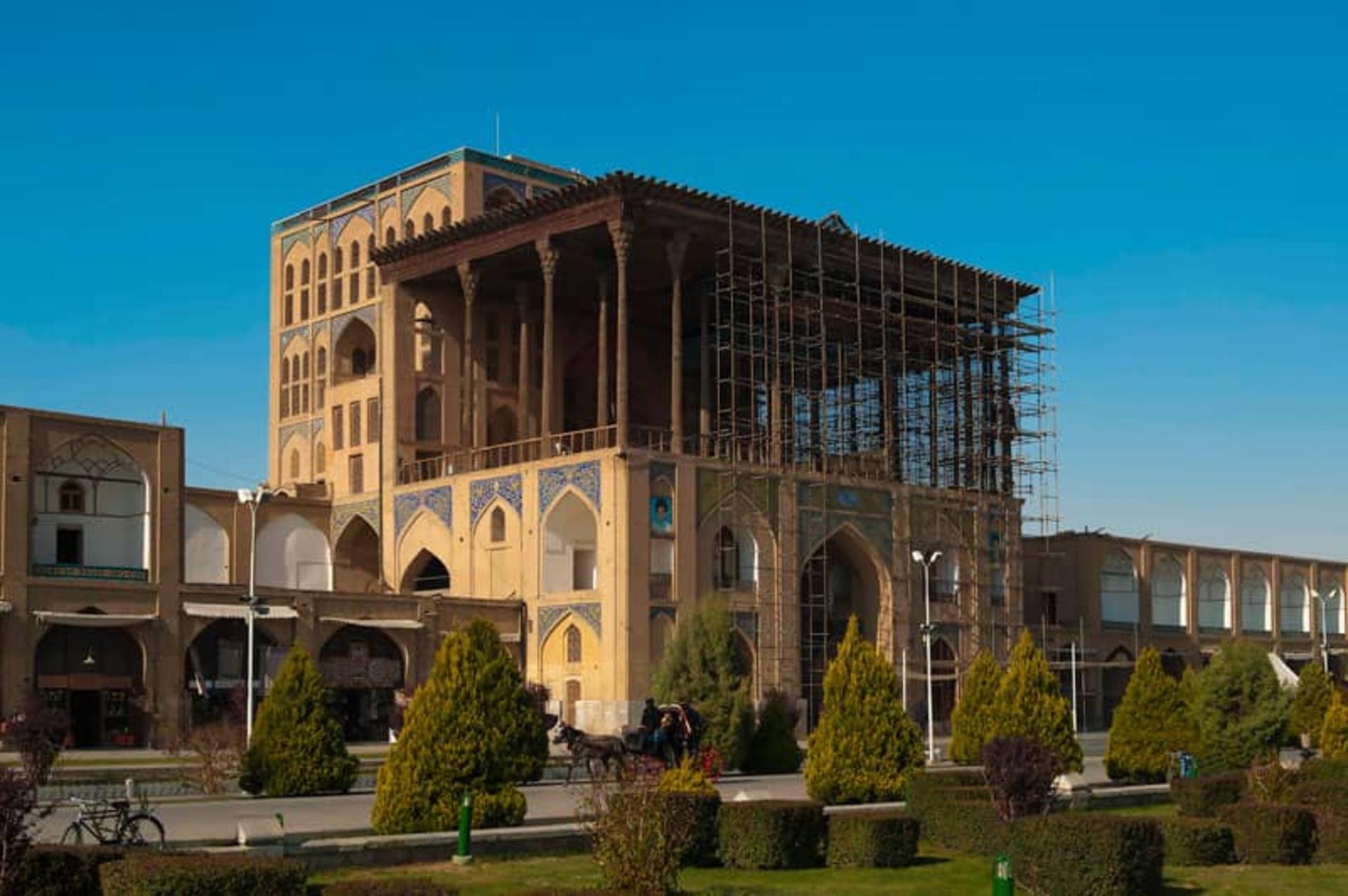 میدان نقش جهان اصفهان و بناهای باشکوه اصفهان