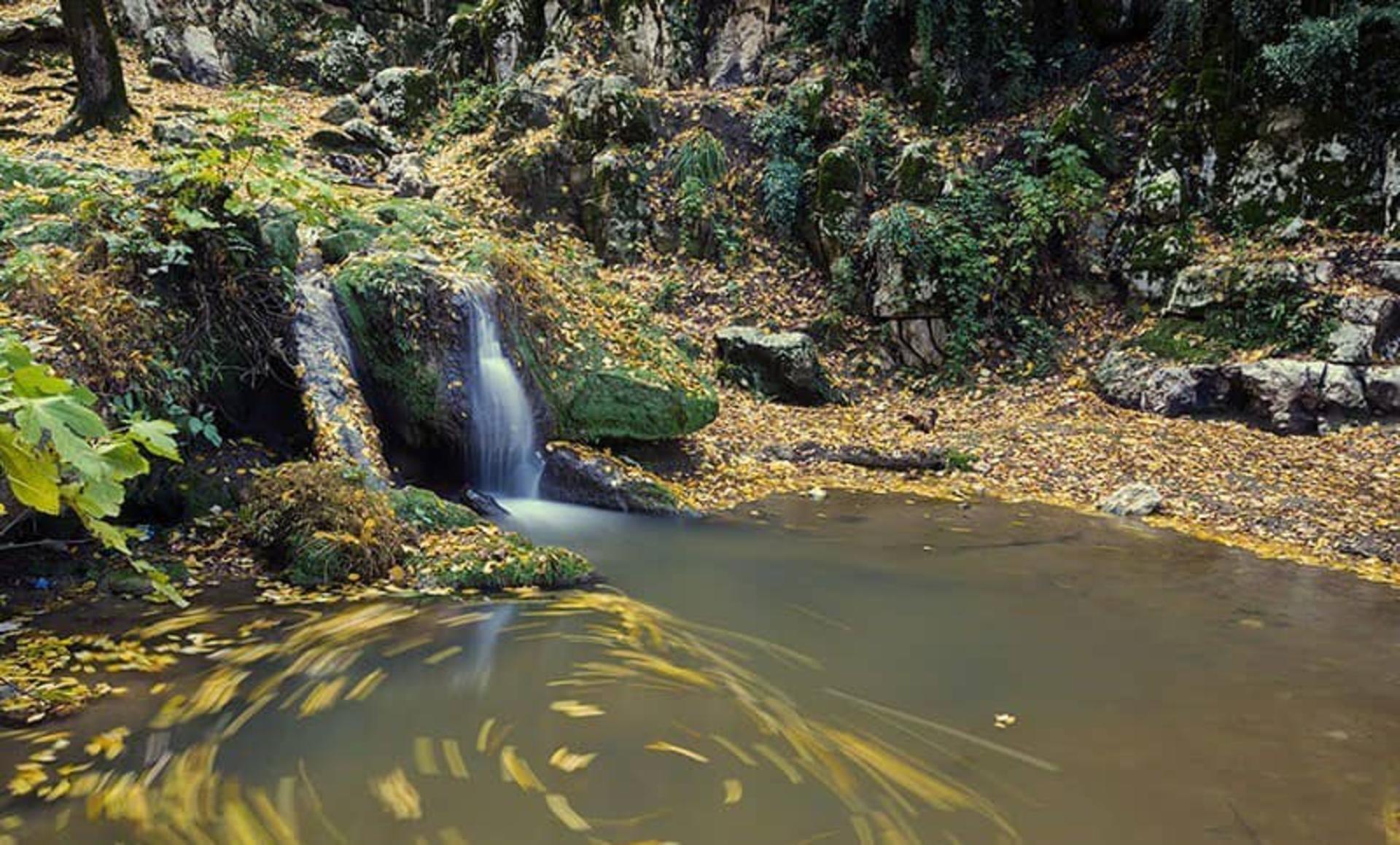 آبشار زیبای لوه