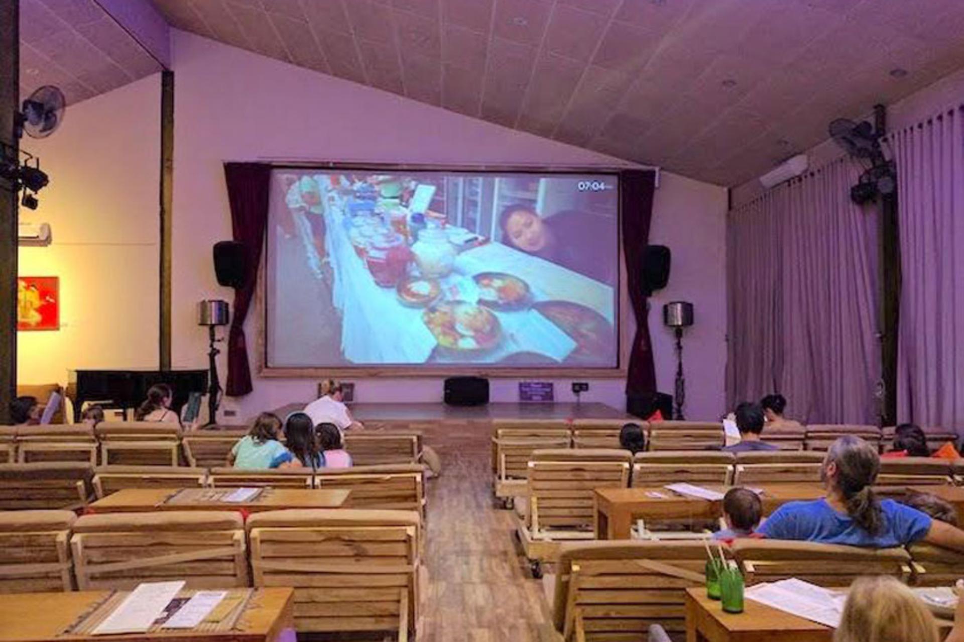 سینما پارادیسو اوبود