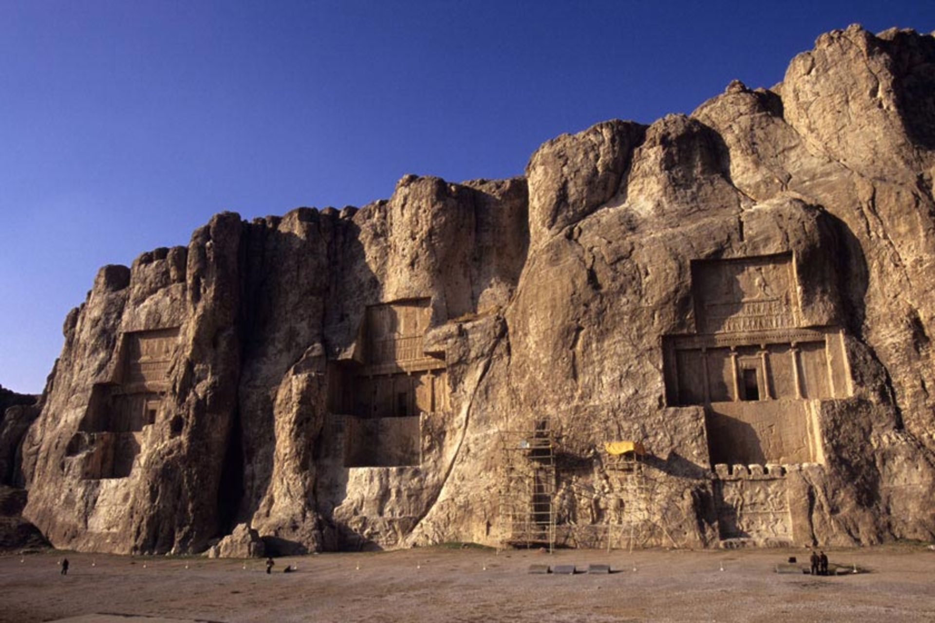 تاثیر کرونا بر گردشگری ایران