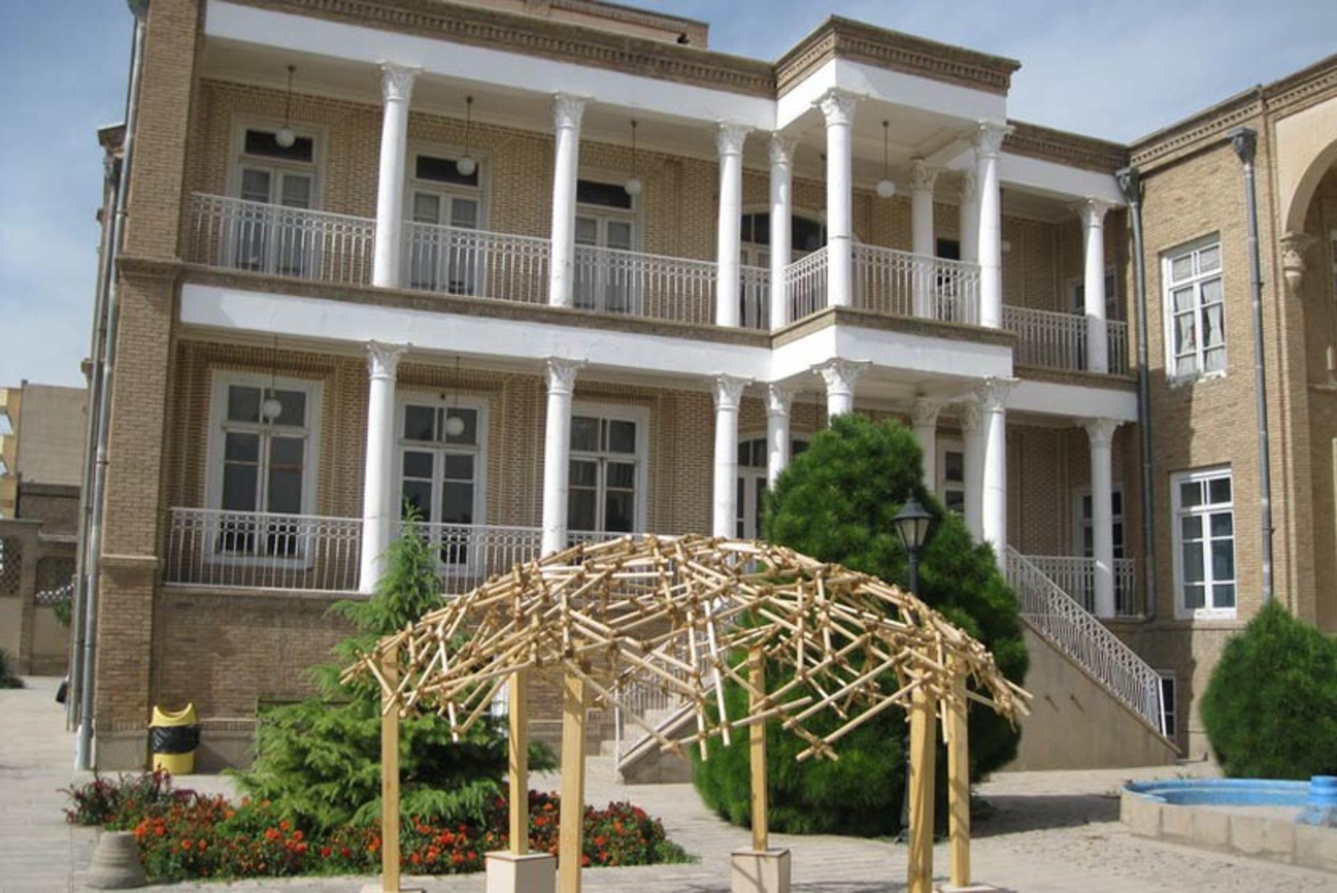 خانه گنجه ای زاده