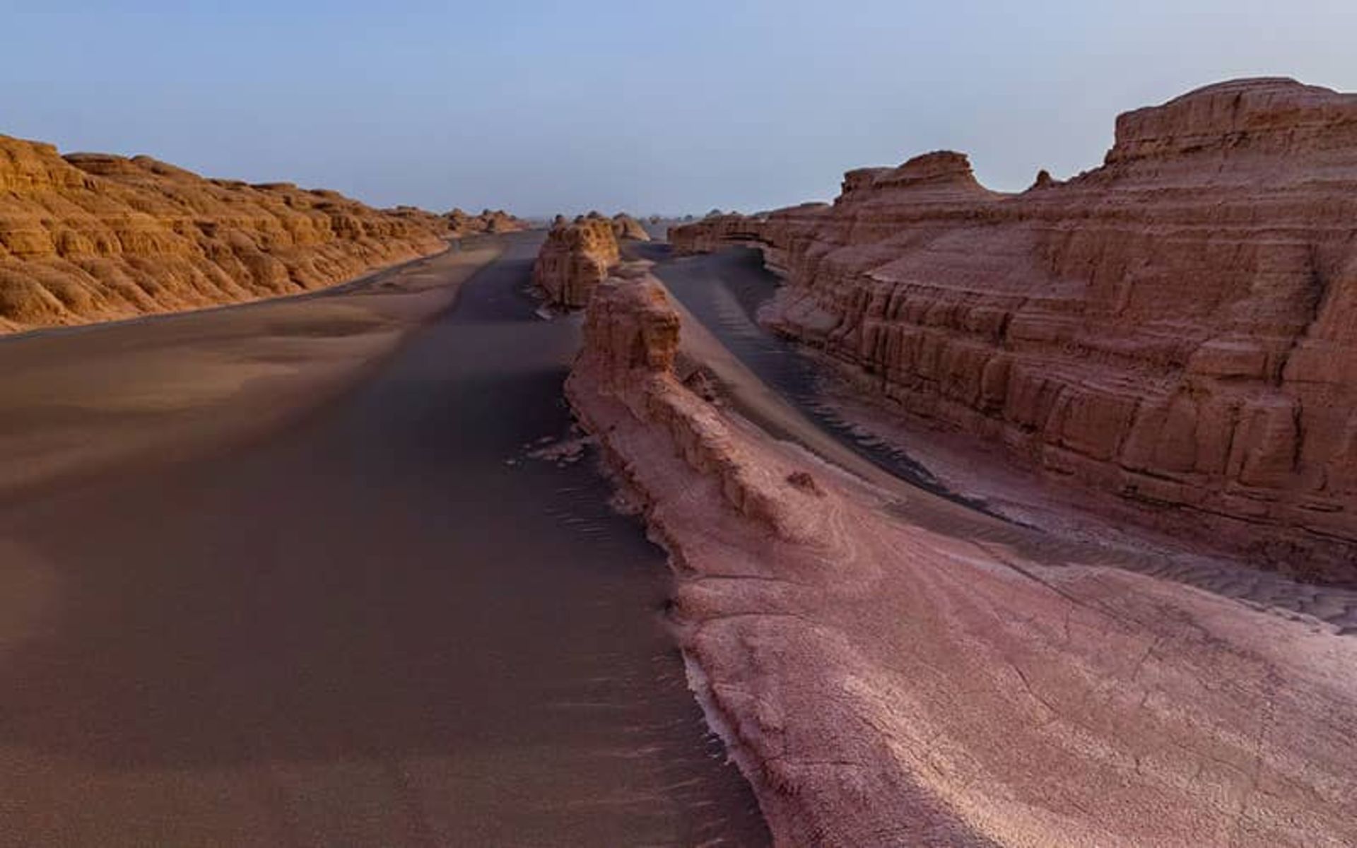 ژئوپارک ملی دون‌هوانگ یاردانگ