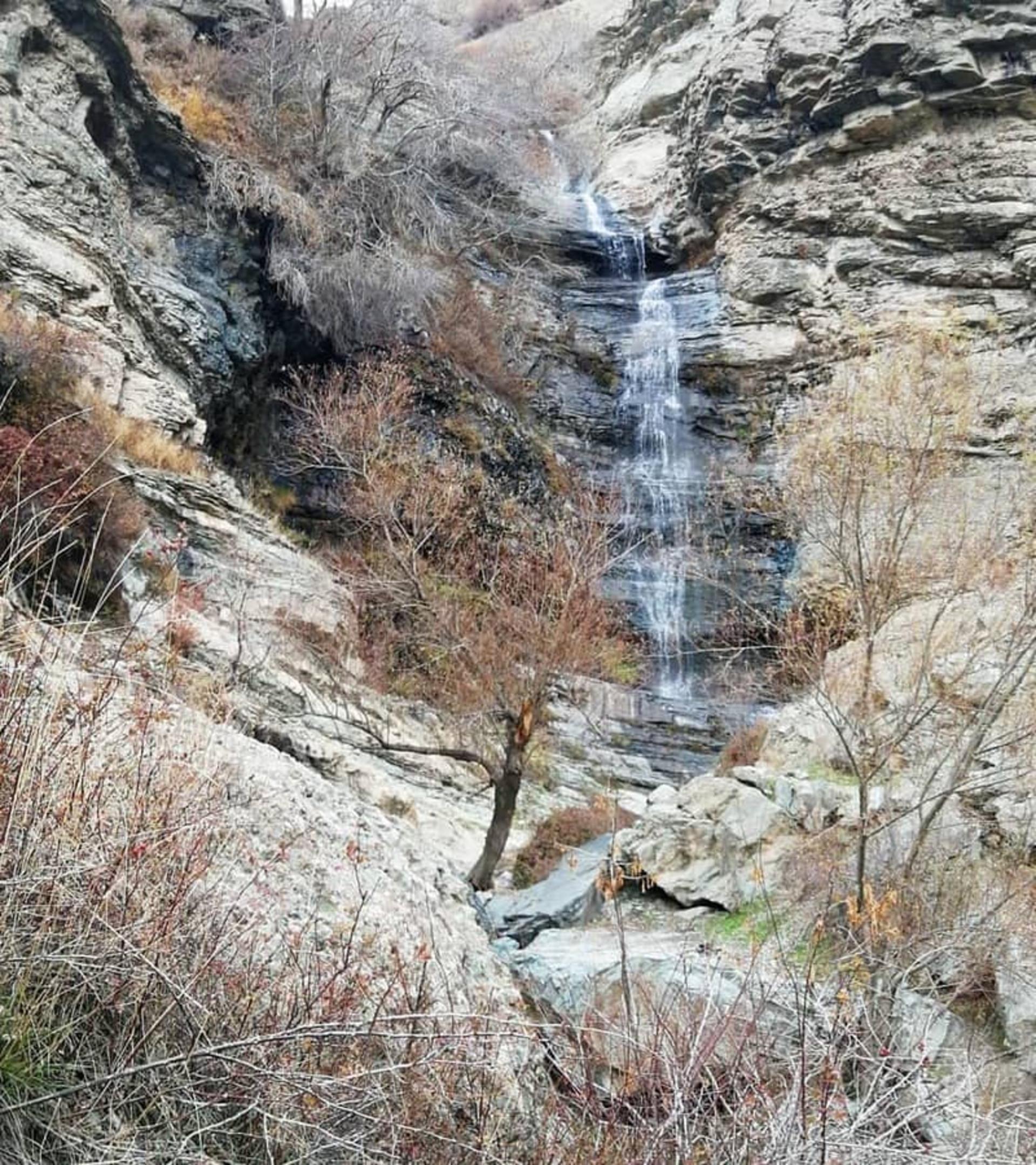 آبشار زیبای کلوگان