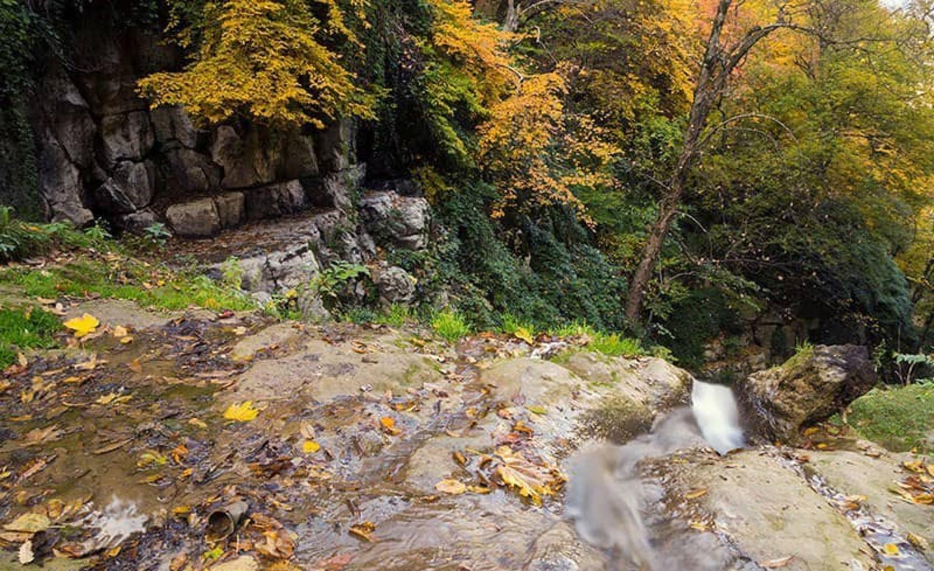 آبشار زیبای لوه