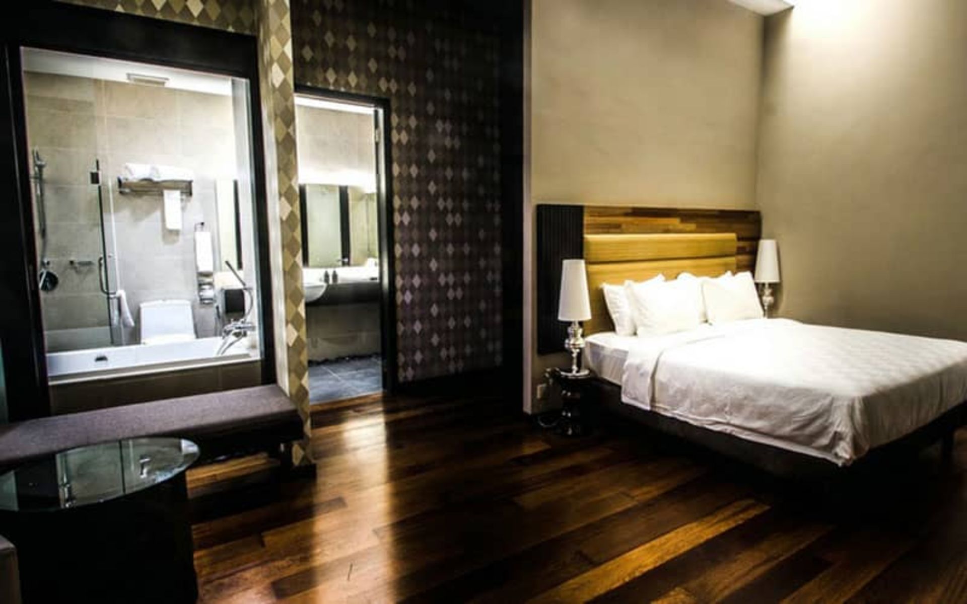 هتل Ranee Boutique Suites