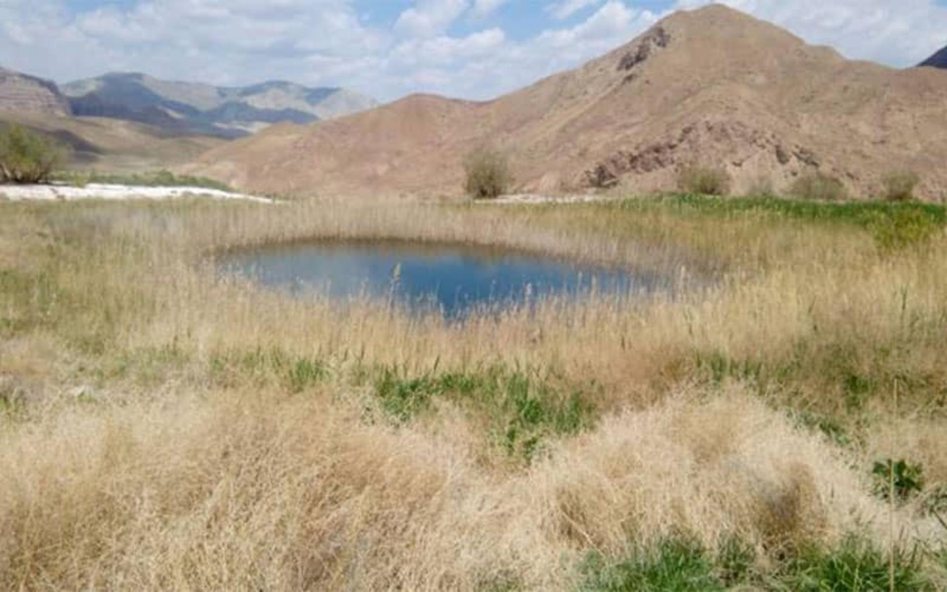 دریاچه آهنک