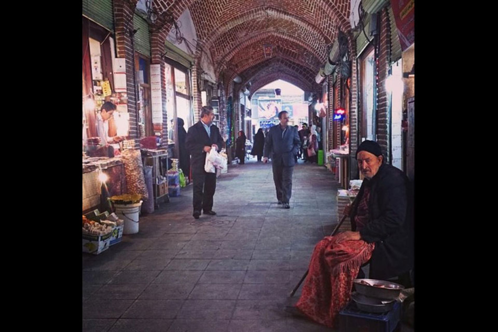 بازار شیشه گرخانه 