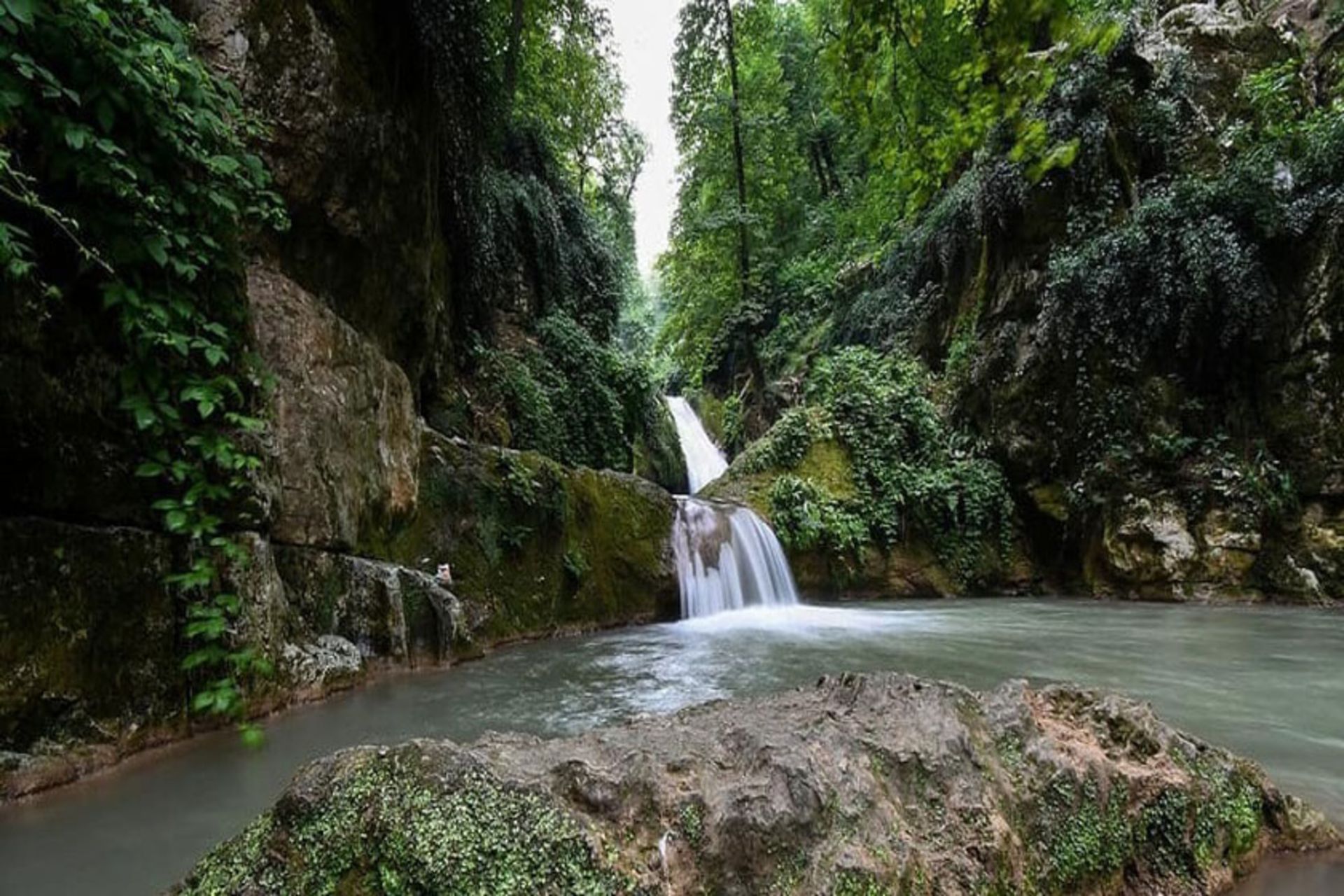 آبشار لوه گلستان