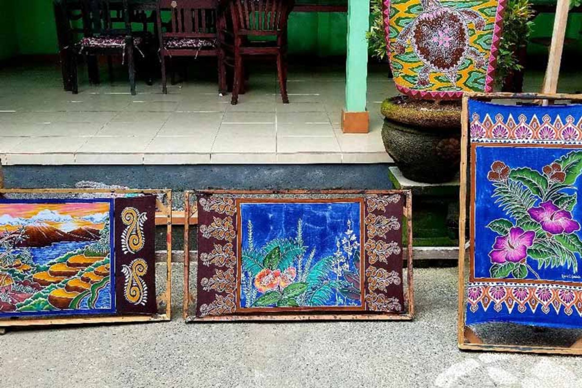 استودیوی باتیک ویدیا