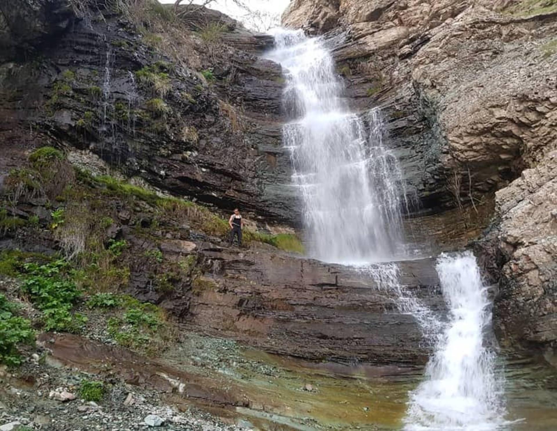 آبشار زیبای کلوگان