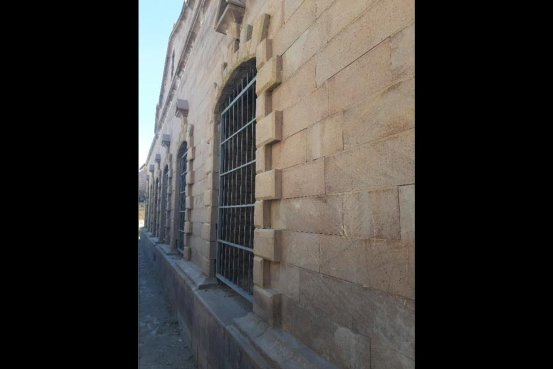 عمارت سنگی لیقوان (داش عمارت)