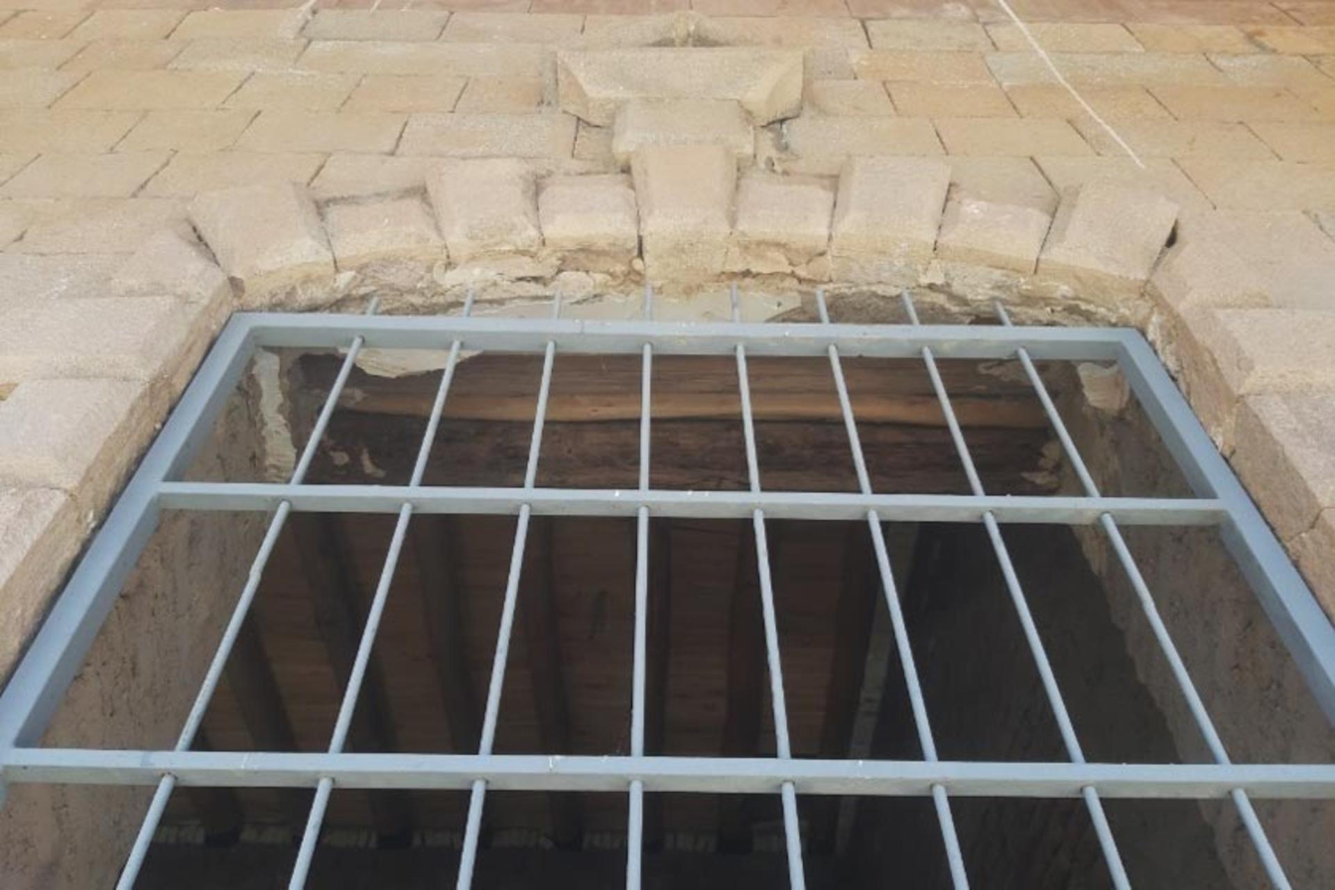 عمارت سنگی لیقوان (داش عمارت)