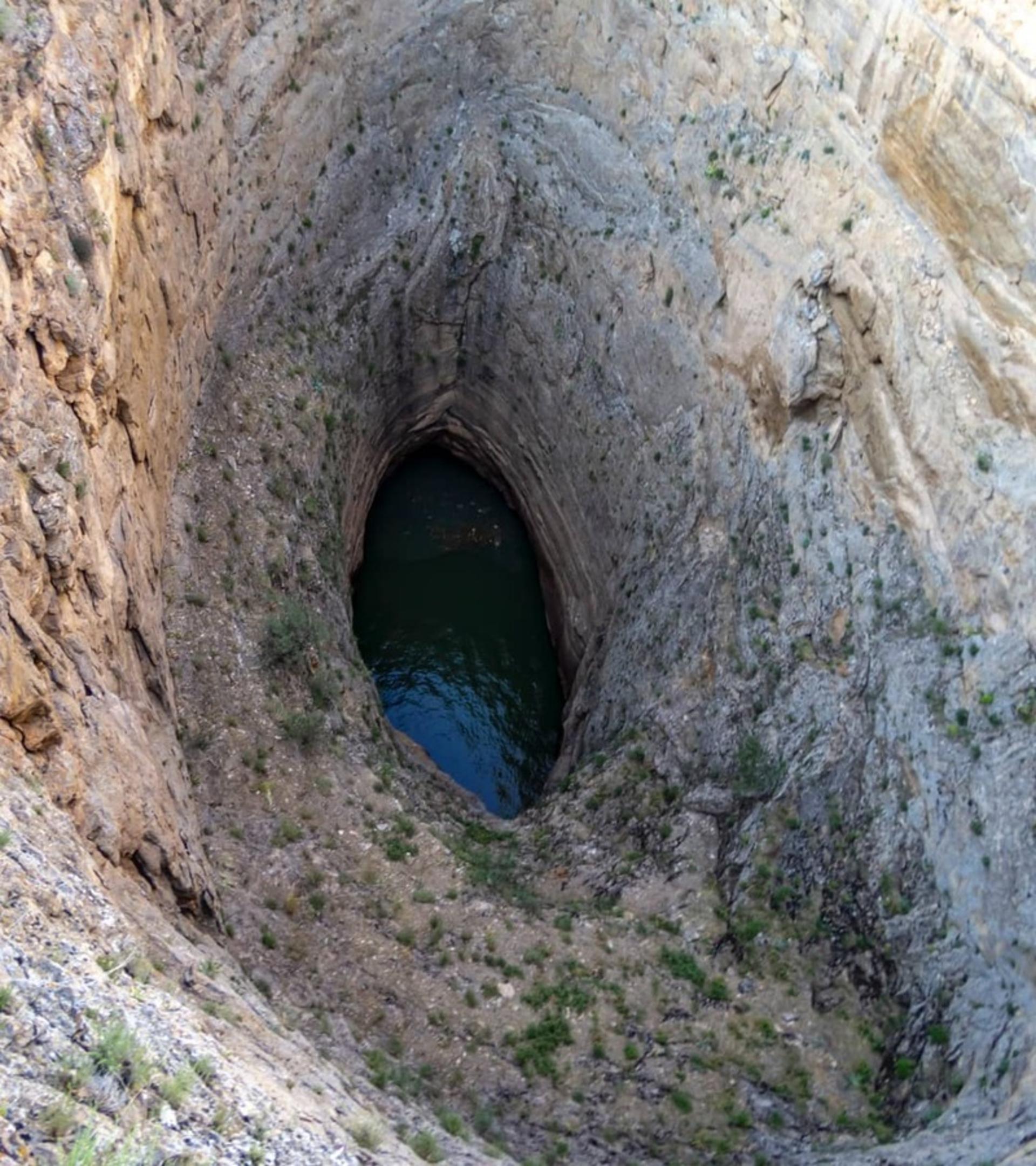 پدیده‌ی شگفت‌انگیز زندان برنجه