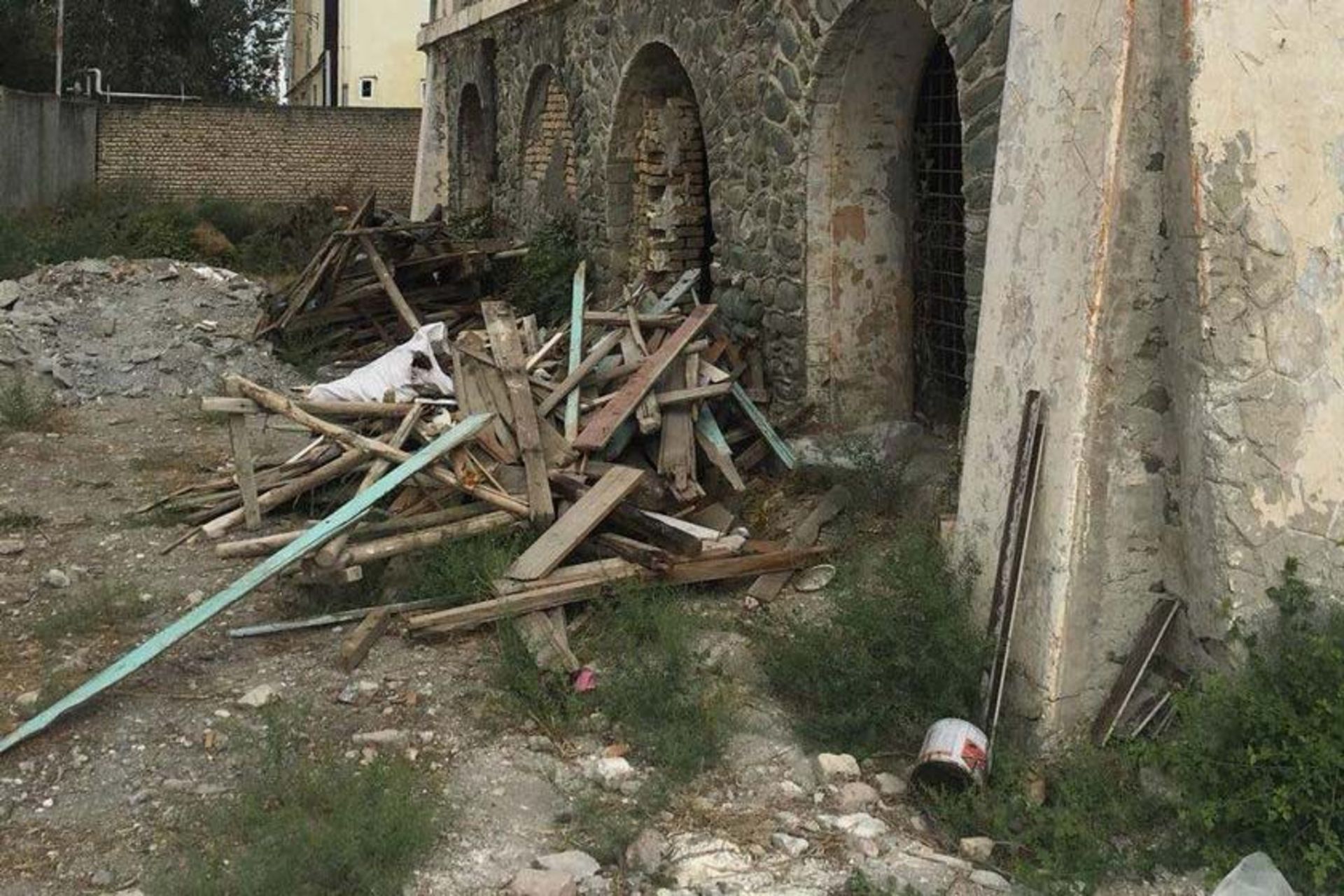 ساختمان گمرک بندر گز