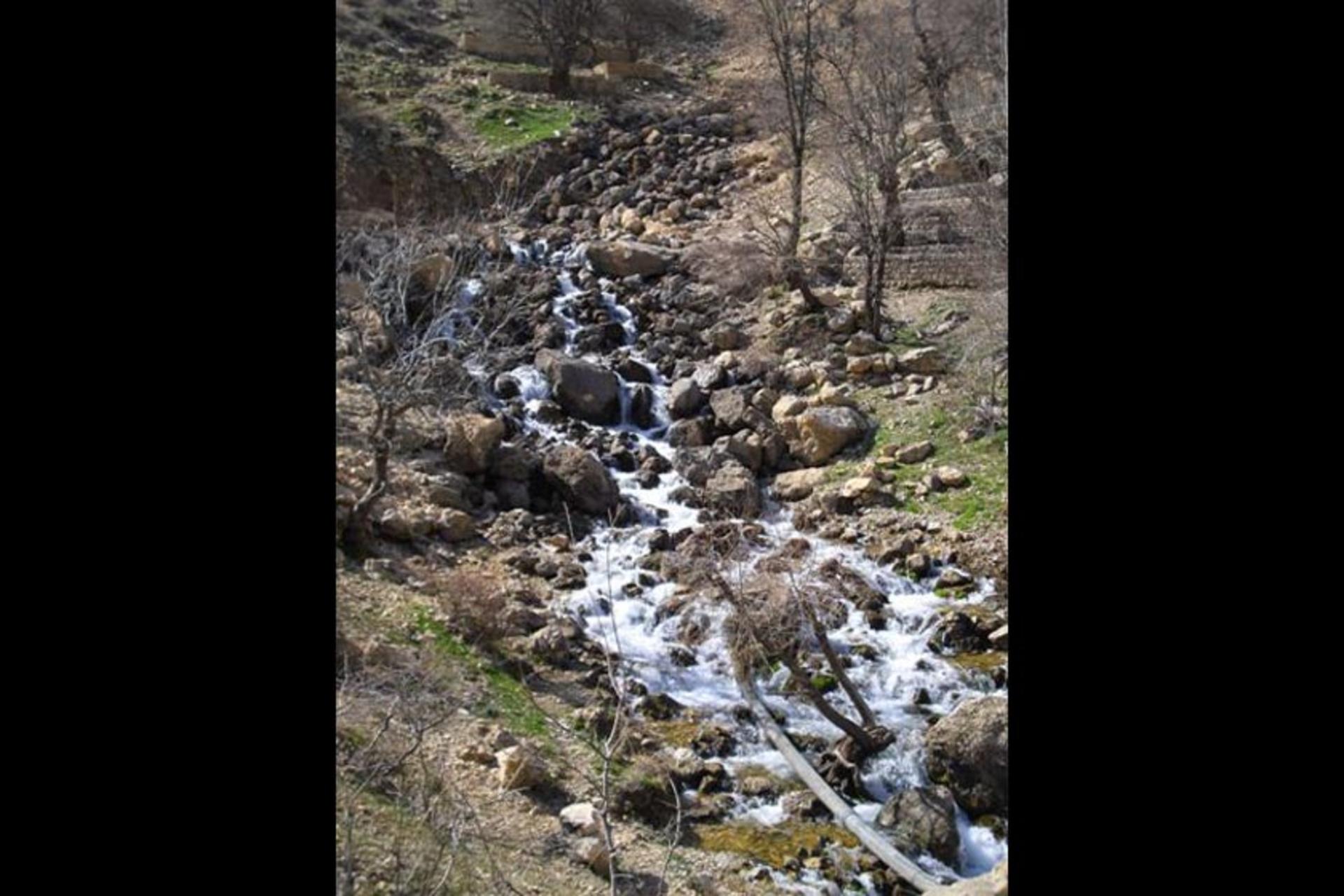 چشمه سرداب رستم آباد