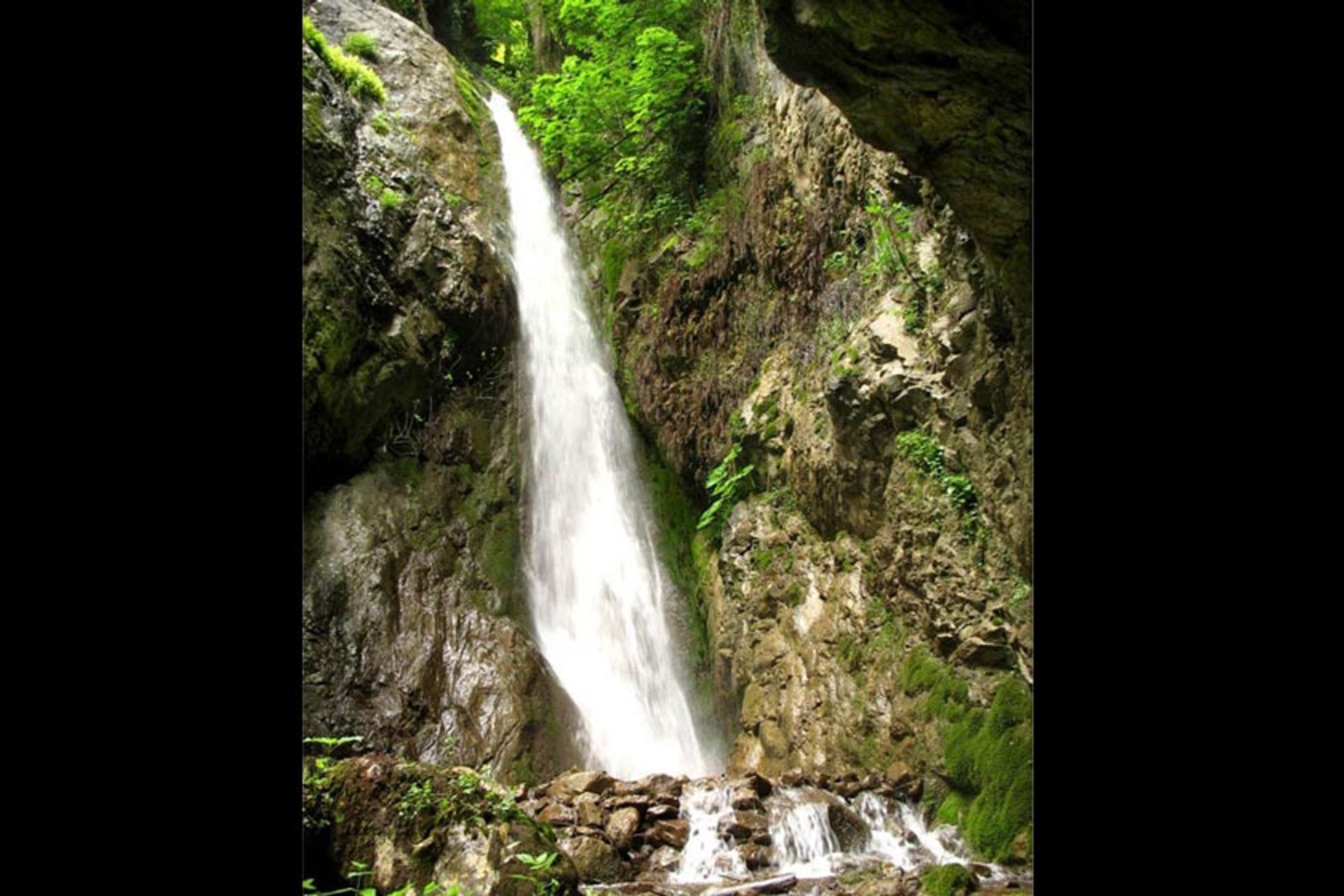 آبشارهای سرخه کمر