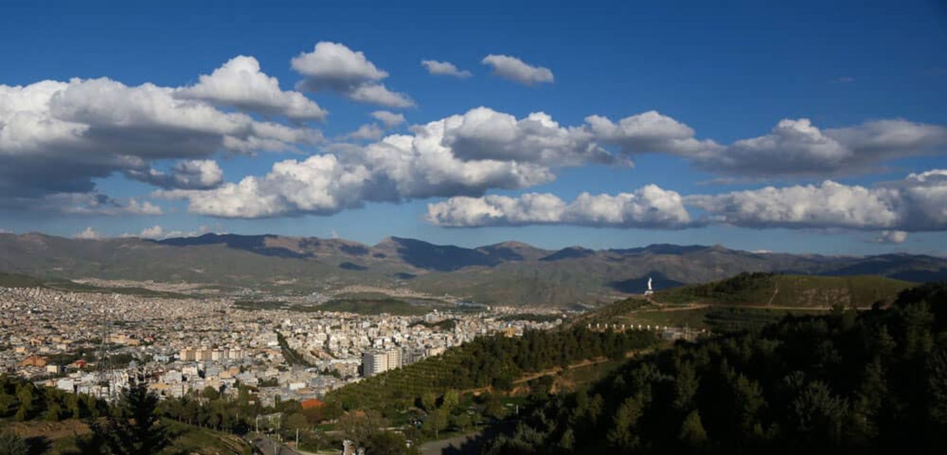 یادبود شهدای بمباران شیمایی کردستان