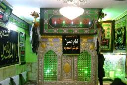 آستان امامزادگان ابراهیم، بی بی حور و بی بی نور