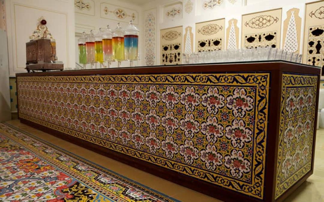 شربت های متنوع در شربت خانه بازار بزرگ ایران