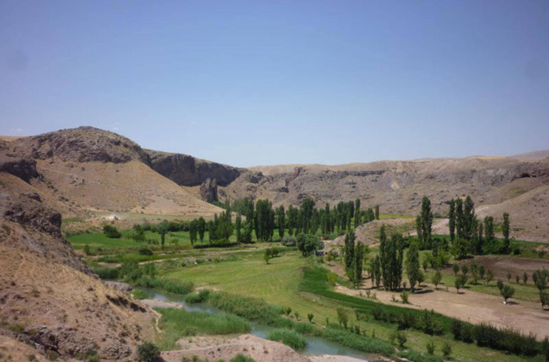 آبشار سد آیدوغموش