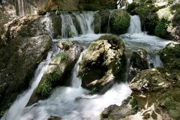 آبشار کاهکده