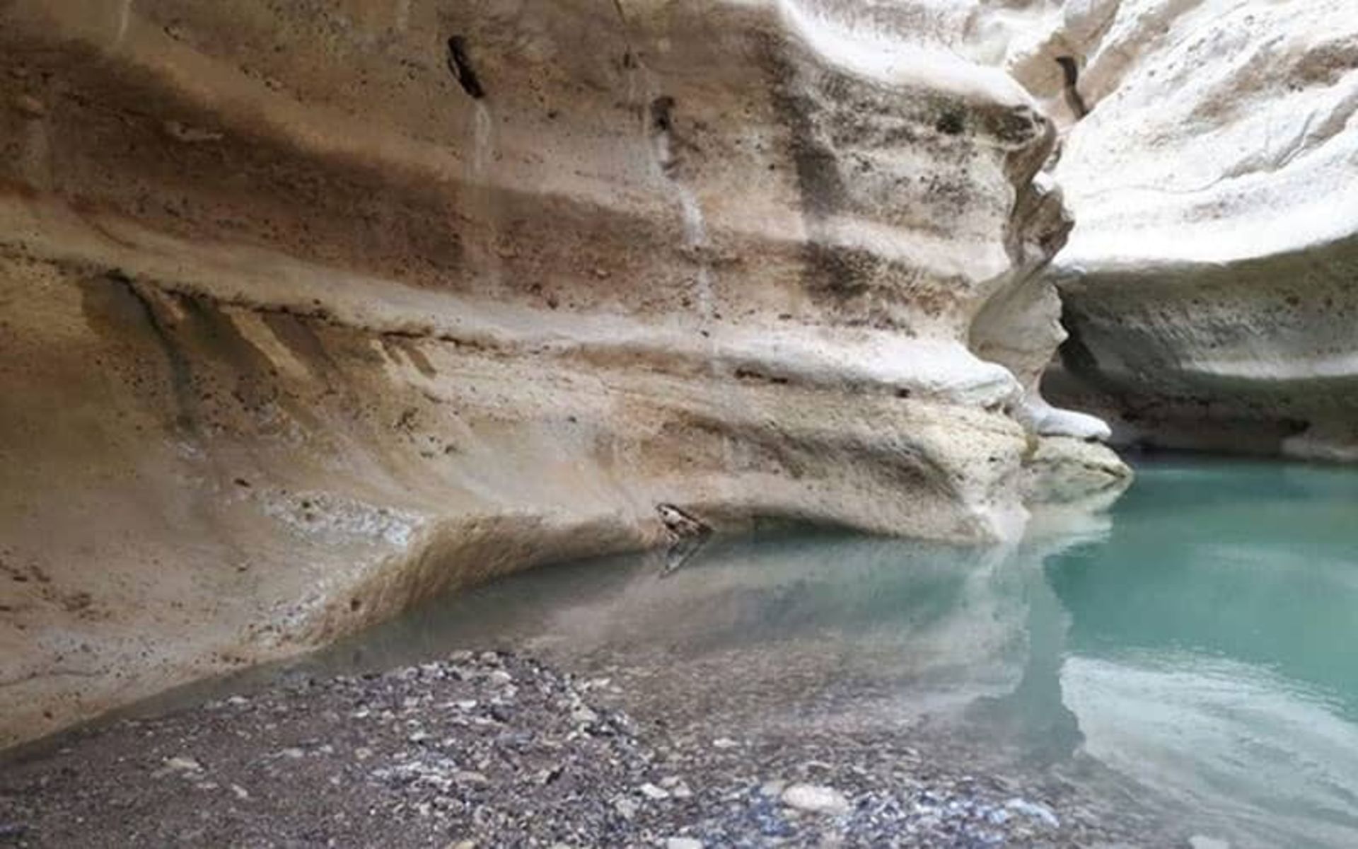 تنگه رازیانه کجاست