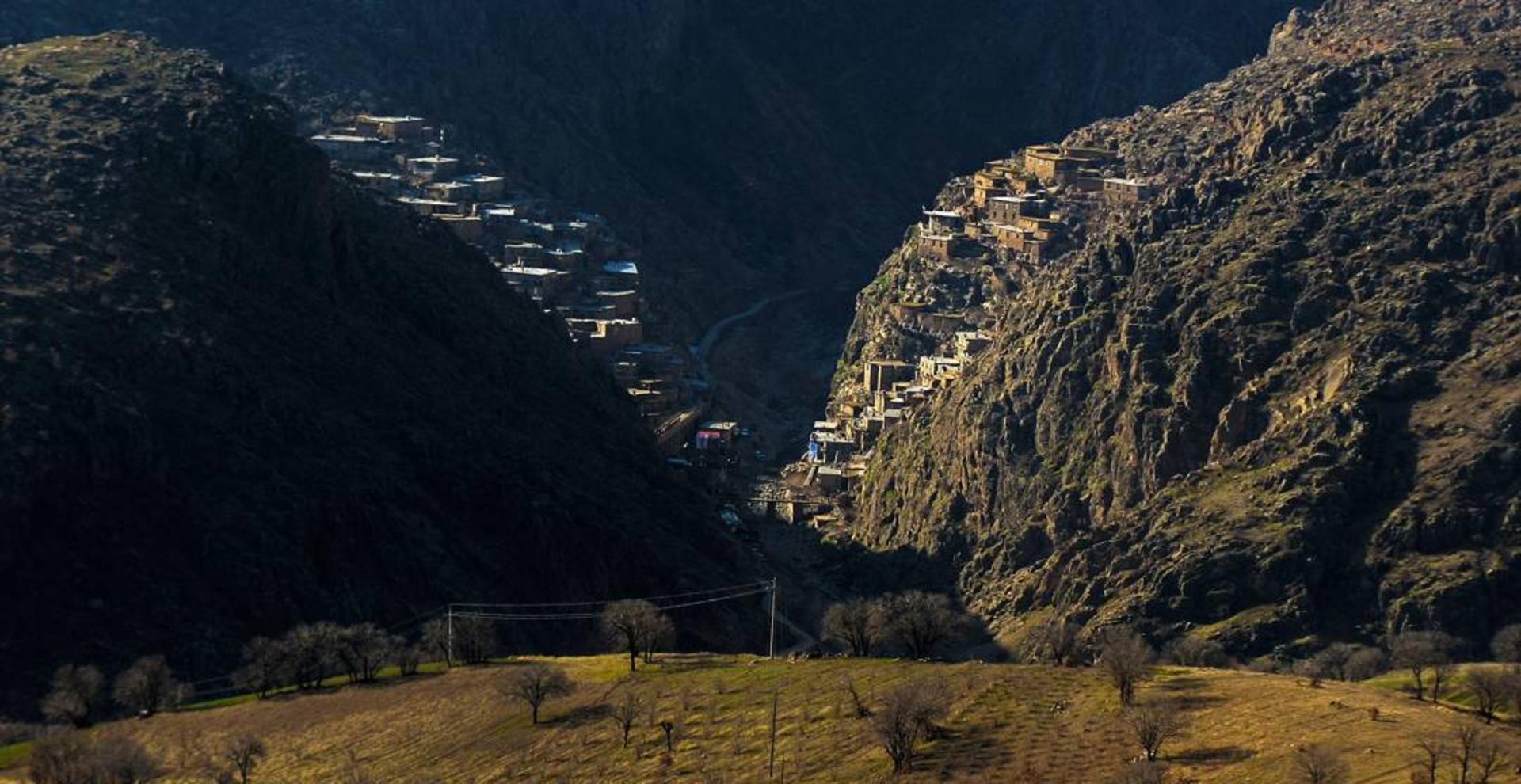 روستای زیبا و پلکانی پالنگان کردستان