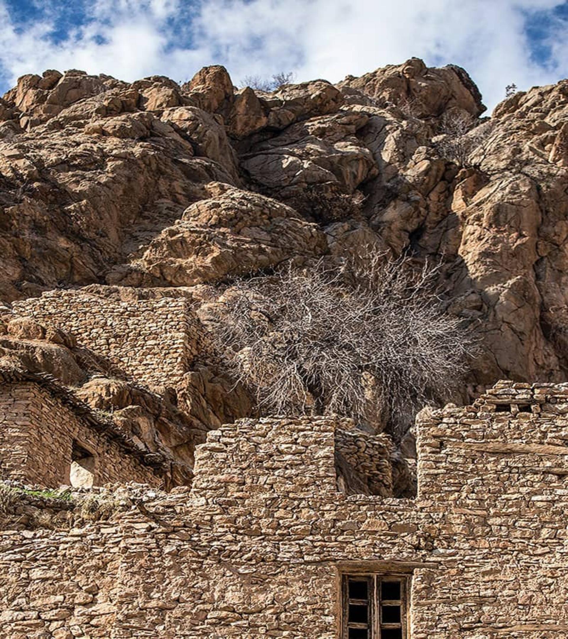 روستای زیبا و پلکانی پالنگان کردستان