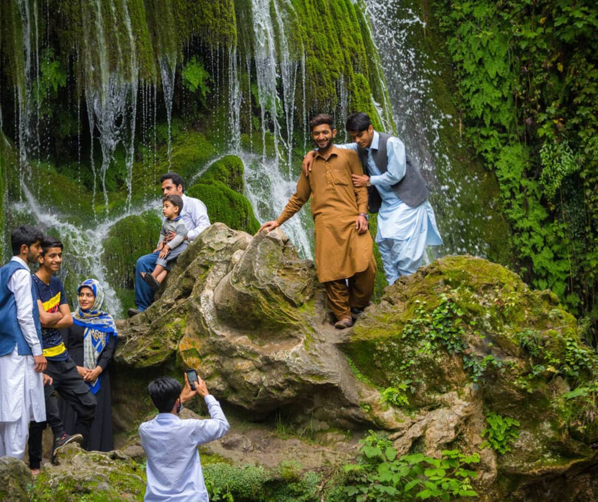 آبشار خزه‌ای کبودوال