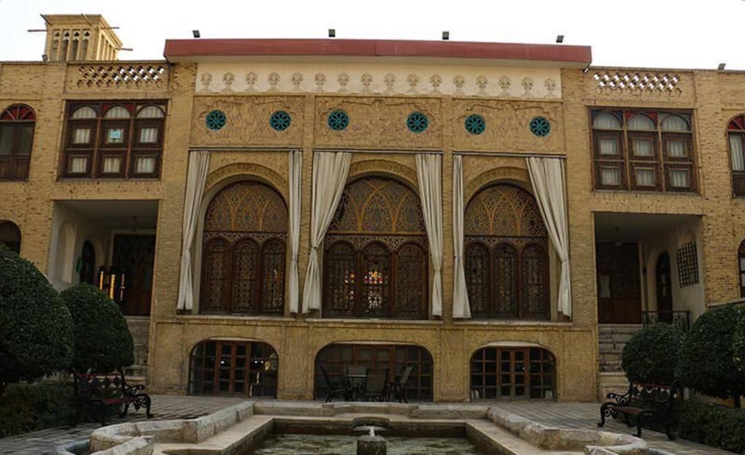 عمارت کاظمی از خانه های قدیمی محله عودلاجان