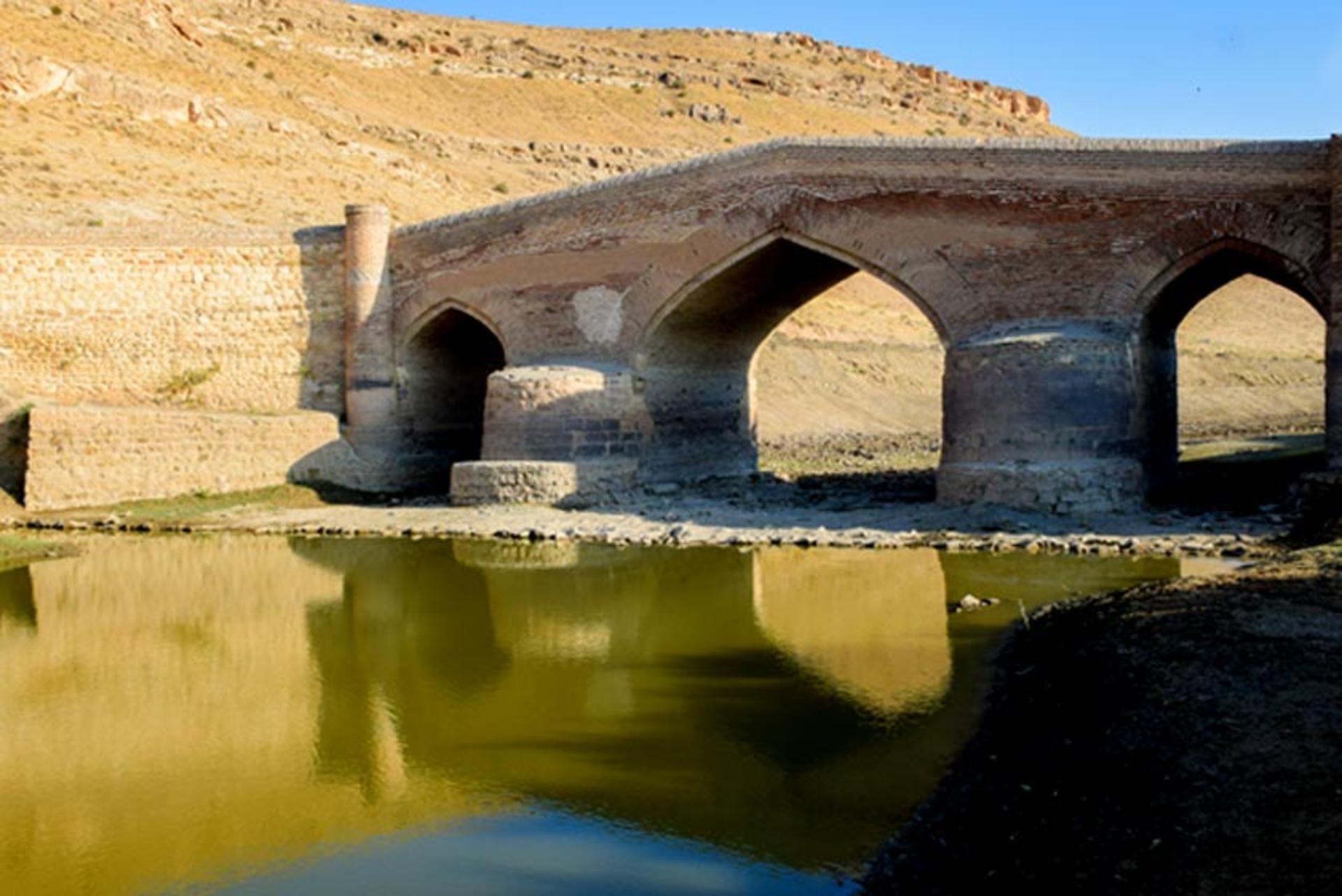 پل ممیند