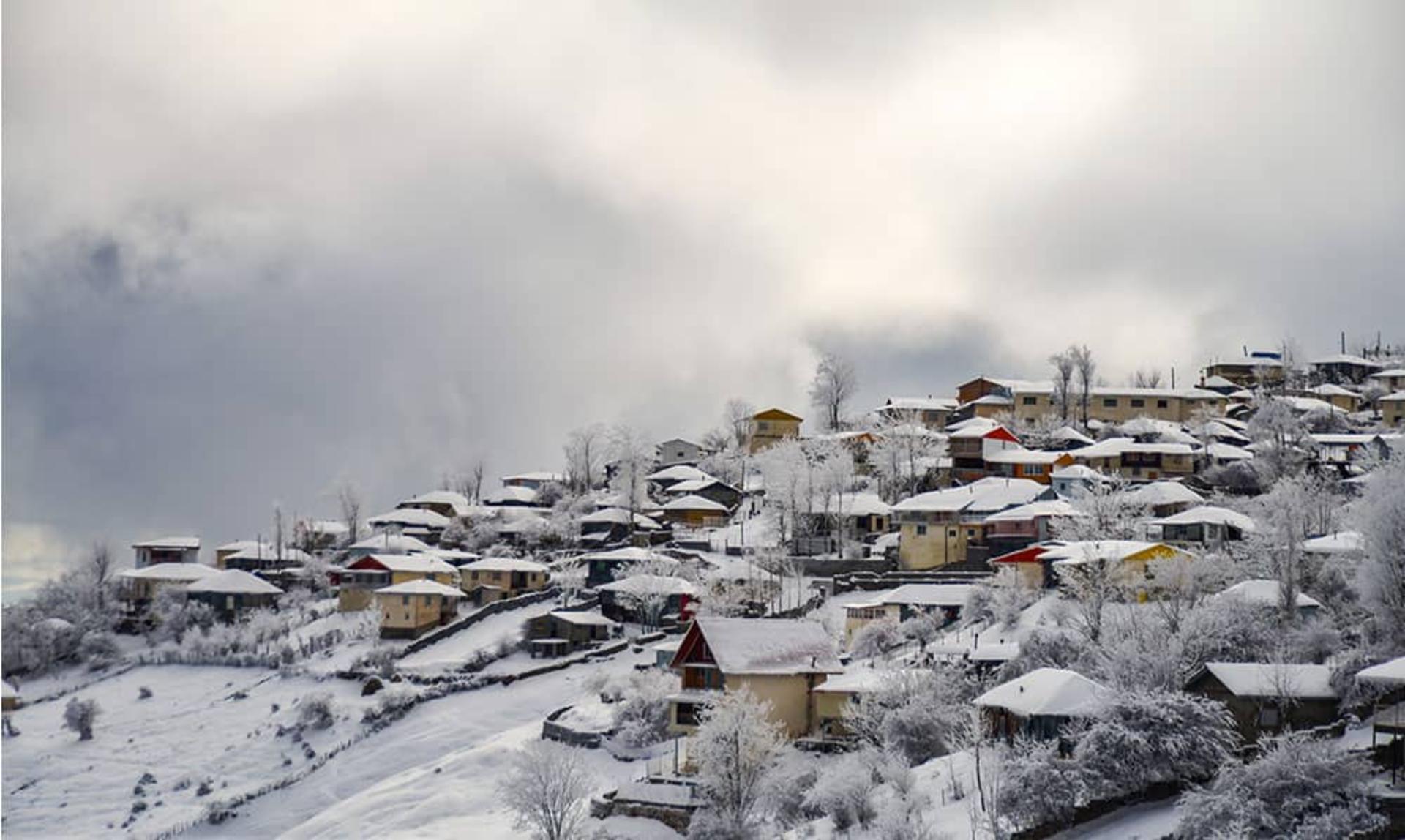 روستای فیلبند و اقیانوس ابری زیبای آن