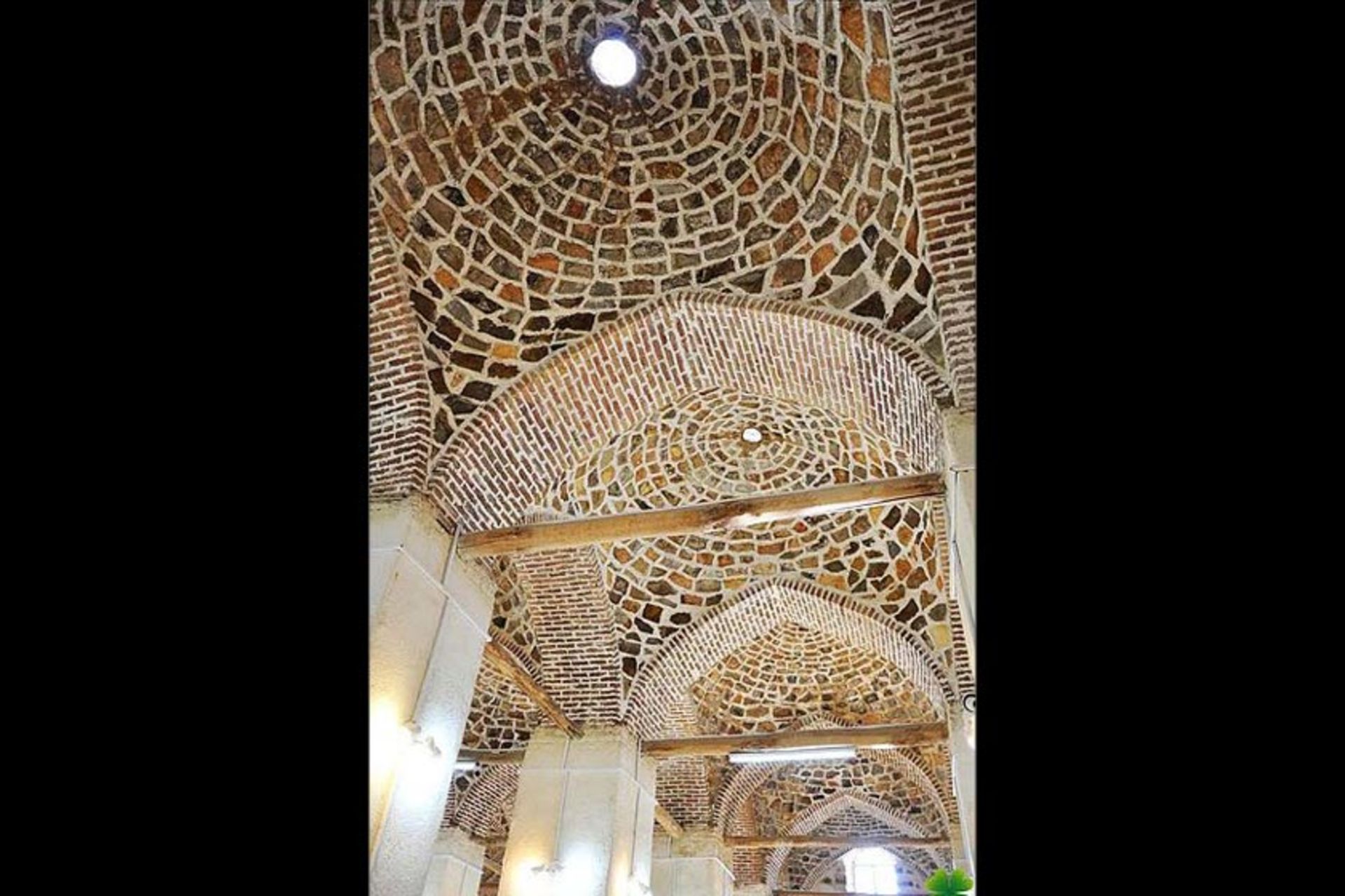 آب انبار بلور
