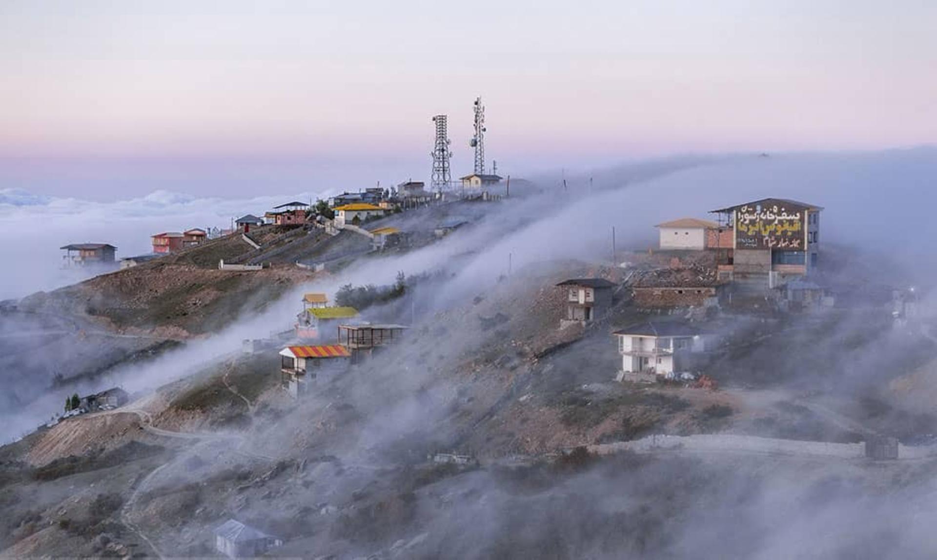 ابرهای روستای فیلبند